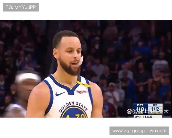 库里断球后快攻命中，勇士再次拉高节奏